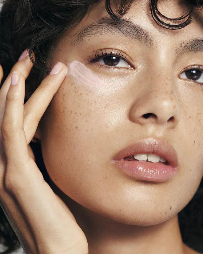 PG电子网站班味大到肌肤先“罢工”!女明星同款元气肌轻松拥有(图12)