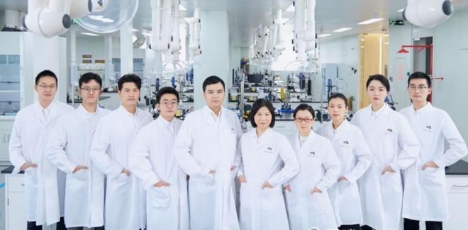 PG电子平台ddg滴滴肌密成立三周年续写精准高效护肤未来新篇章(图3)