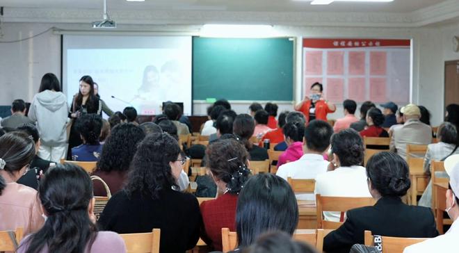 PG电子平台“科学抗衰老幸福百岁来”——2024年江苏省老年健康科普促进行动(扬州江都站)活动圆满举行(图2)