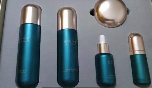 PG平台产品PK：抗皱纹抗衰老哪个牌子好？哪款护肤品品牌你会选择？(图6)