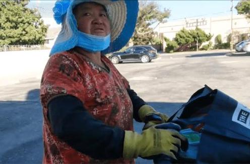 PG平台东北大妈在美国养老租房捡破烂日赚5美元采访直言还是美国好(图5)