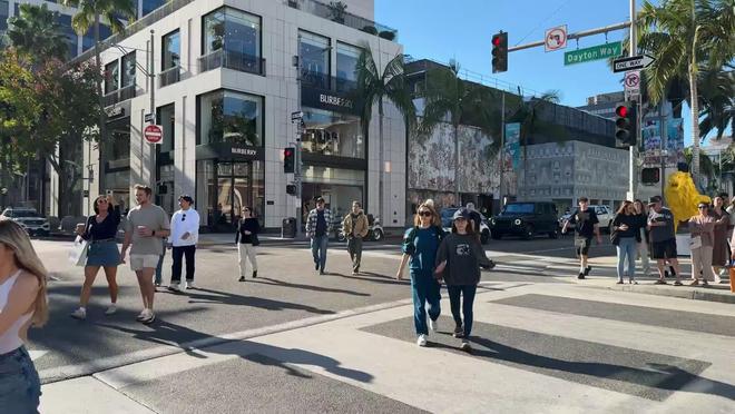 PG平台东北大妈在美国养老租房捡破烂日赚5美元采访直言还是美国好(图13)