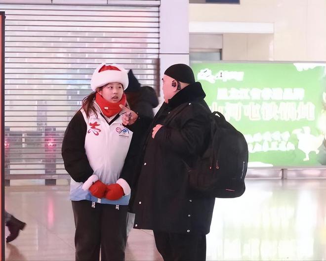 齐齐哈尔大学侯桦琳：燃青春之火铸亚冬志愿荣光(图1)