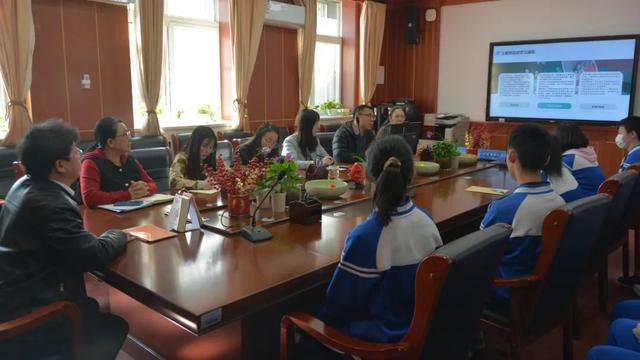 北京交大附中分校（北邮附中）召开05+3特色课程宣讲会(图2)