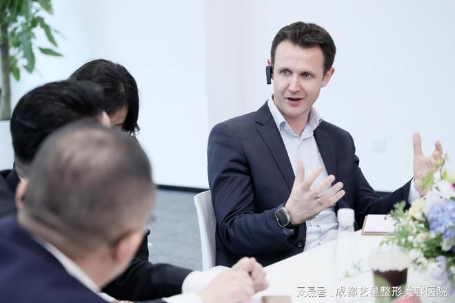 艾尔建美学国际领导团队参访成都艺星赋能国际医美行业创新升级(图5)