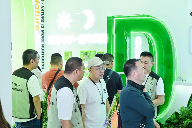 三十载深耕洗护领域蒂花之秀携年度新品亮相第29届CBE美博会(图9)