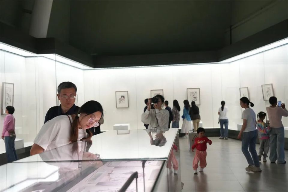 “笔墨酣畅音画共愈”：李苦禅大写意国画音乐疗愈沉浸式体验在济南举办(图3)