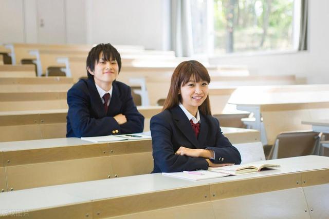青少年抑郁症心理疏导中心：怎么调节抑郁症孩子情绪(图2)