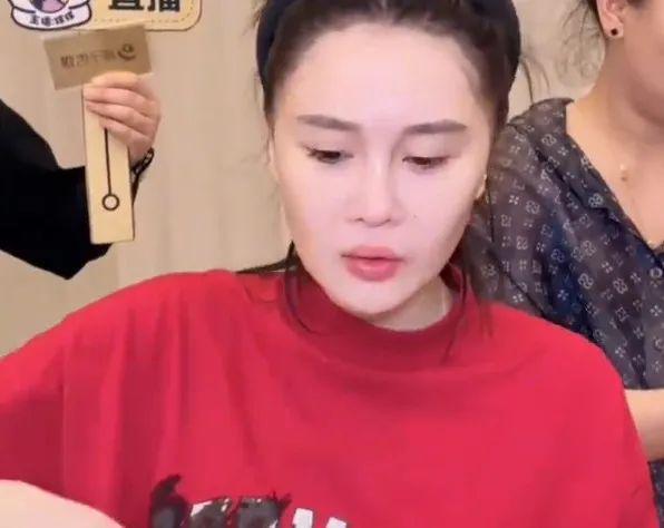 赵本山女儿回应重度抑郁症复发：老公为了我的情绪送北京一套房(图1)