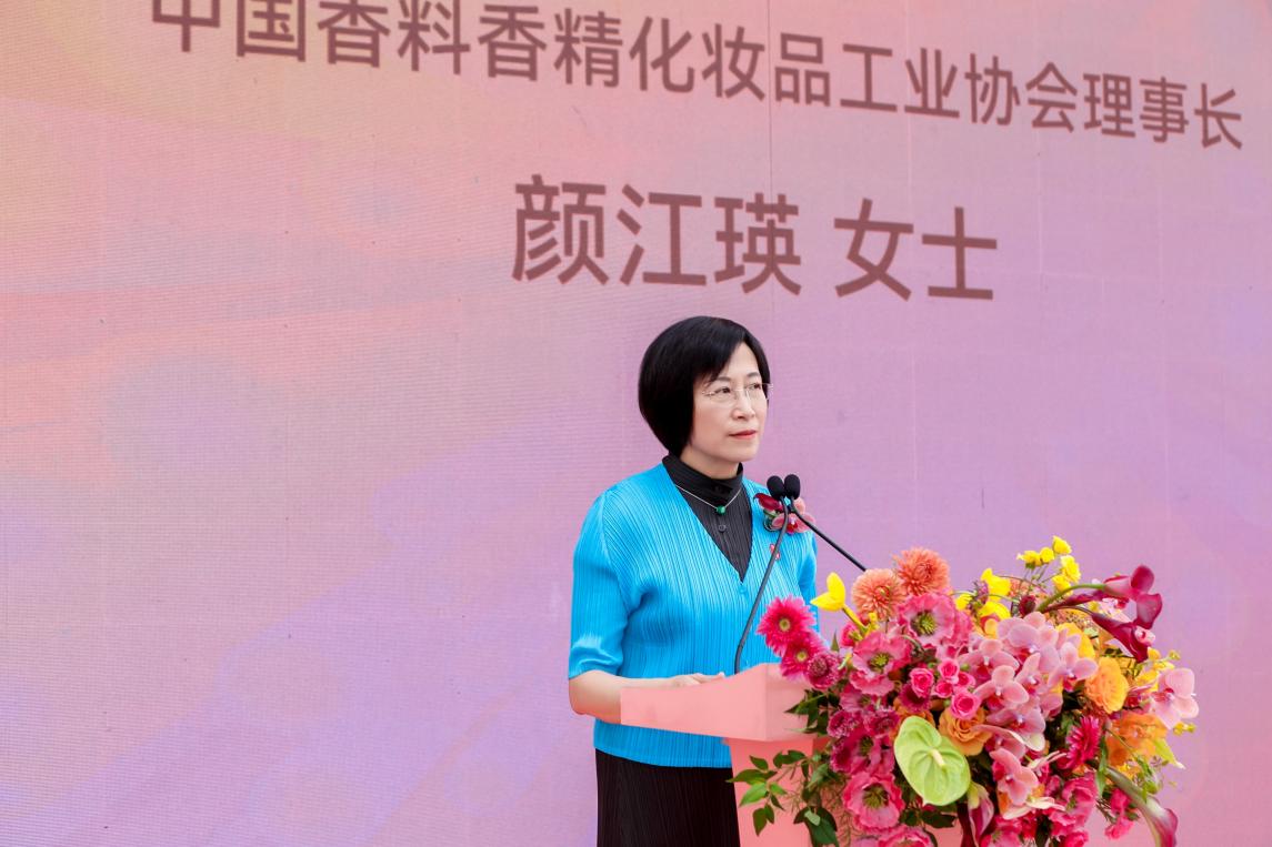 全球最大香氛博物馆盛大启幕雪蕾以匠心致敬香氛文化(图5)