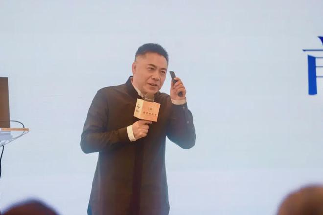 西元2025年温哥华趋势破译论坛精彩绽放！(图3)