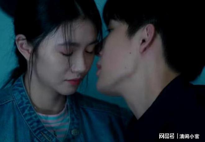 PG电子网站一个人毁掉整部剧！《陷入我们的热恋》爆了但观众都弃剧了(图2)