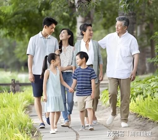 小石丸NMN逆袭传奇从富豪专享到中产新宠抗衰市场迎来变革时刻(图1)