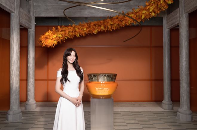 “伊”手快报赵丽颖、孟子义、林允携手秋风遇见新意：在光影与质感中锋芒再露(图6)