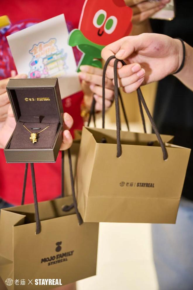 “伊”手快报赵丽颖、孟子义、林允携手秋风遇见新意：在光影与质感中锋芒再露(图17)