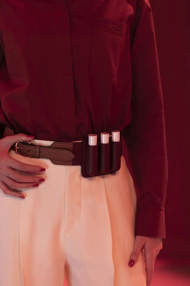 “伊”手快报赵丽颖、孟子义、林允携手秋风遇见新意：在光影与质感中锋芒再露(图10)