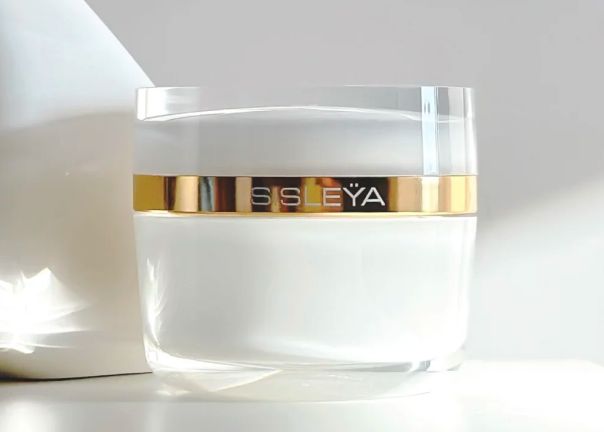 去皱化妆品排行前十抗皱好的护肤品盘点抗皱紧致十大品牌推荐(图10)