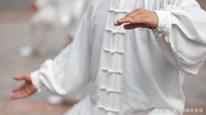 杜馥尔：寒露不“寒”反热？护肤养生这样做轻松拿捏好状态(图1)