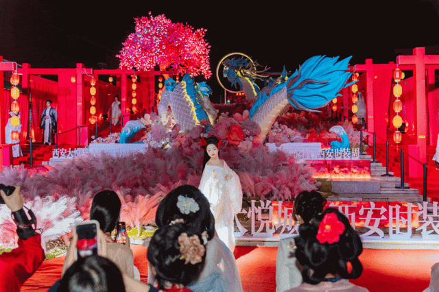 西安大悦城“年轻力”进阶：从“内容场”到“情绪共同体”的构建(图2)