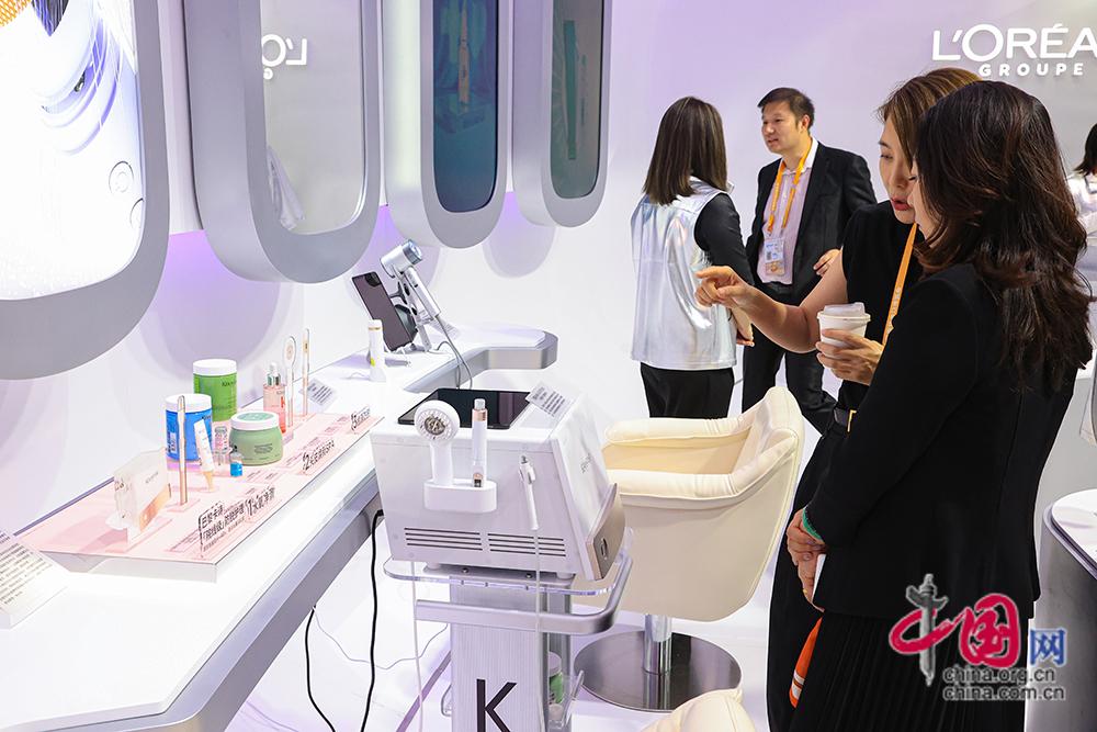 情绪价值拉满、可持续、个性化……来进博会洞察消费趋势“关键词”(图1)