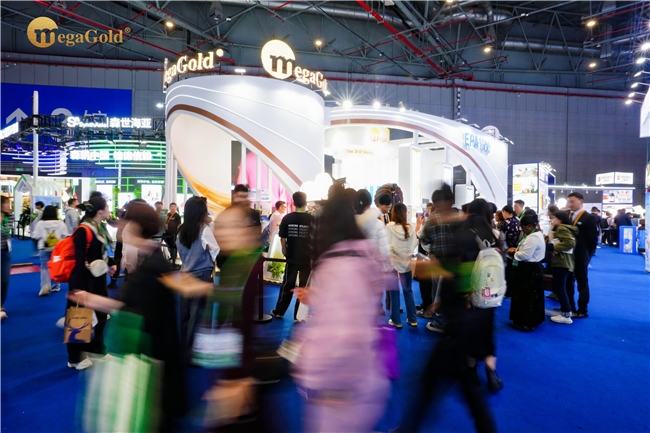 PG平台胡兵空降MegaGold鱼油博士进博会亲证“精准营养”健康力量(图5)