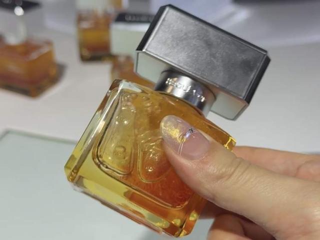 防脱、护肤、按摩从头到身体全覆盖进博消费品首发首展大爆发!(图4)