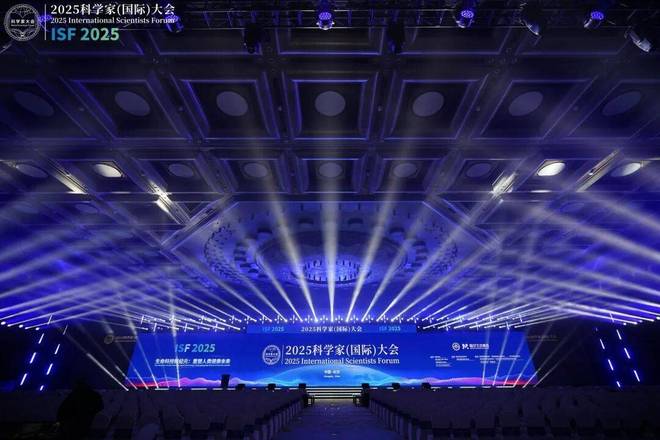 以科学为配方黛安蒂长沙探秘揭晓50+熟龄肌光采之源(图1)