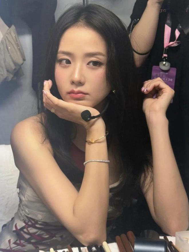 世巡中BLACKPINK把好皮肤狠狠拿捏了(图12)