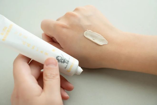 PG平台你真的分得清皮肤是干、是敏还是痒吗？(图21)