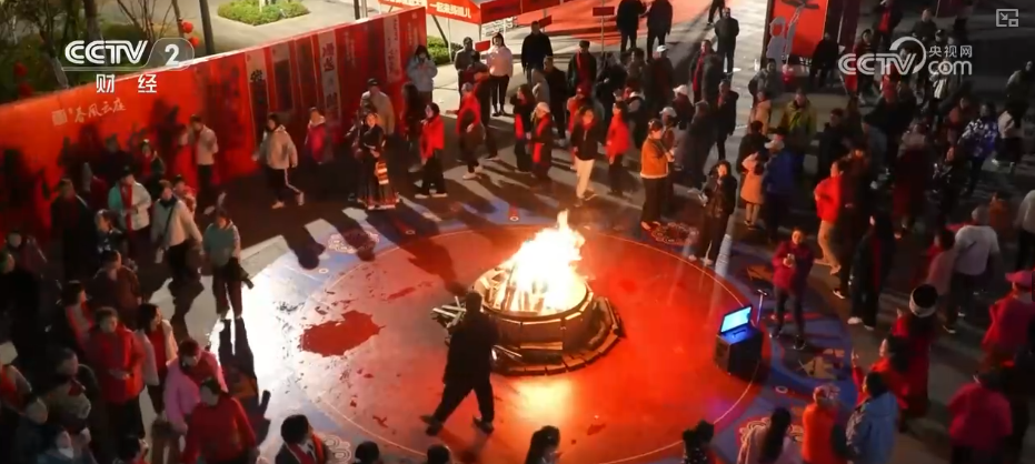 PG电子平台多视角感知银发消费热力轨迹“数”看银发经济万亿级大市场加速向新(图12)