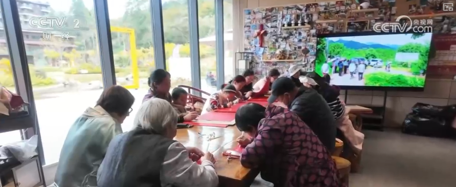 PG电子平台多视角感知银发消费热力轨迹“数”看银发经济万亿级大市场加速向新(图13)