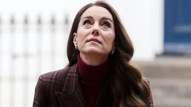 PG平台凯特王妃的“冻龄”保卫战：44岁高龄重压下痴迷液体肉毒素(图3)